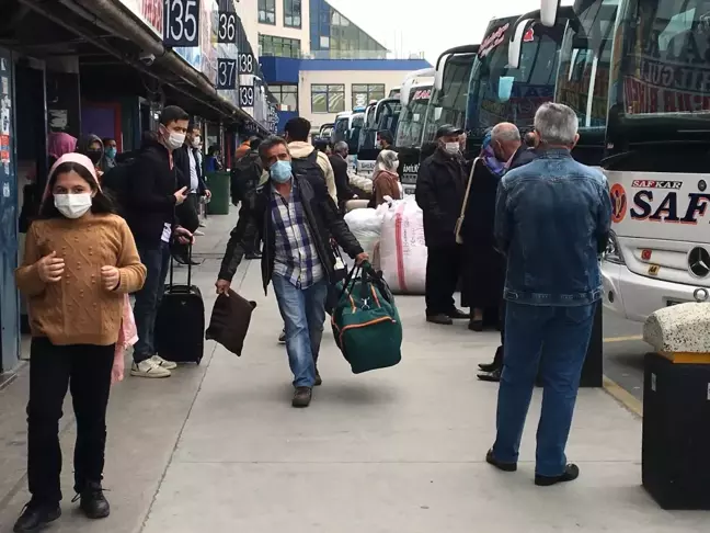 İstanbul'da tam kapanma öncesi otogarda yoğunluk sürüyor