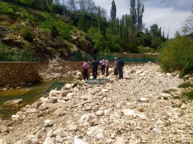 Taşkent'te selin yaraları sarılıyor