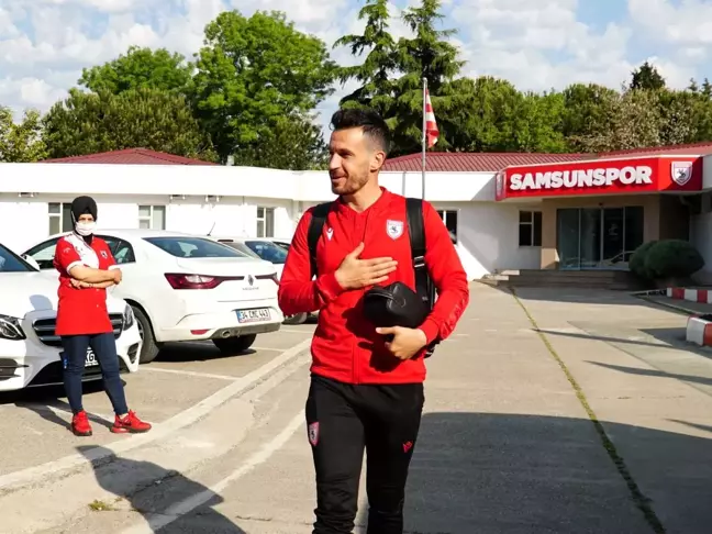 Samsunspor Altınordu maçı için İzmir'e gitti