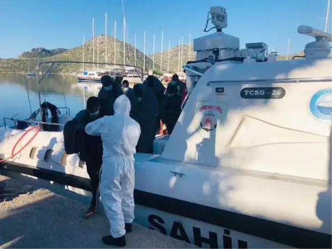 Marmaris'te 11 kaçak göçmen kurtarıldı