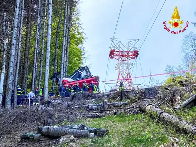 İtalya'daki teleferik kazasında yaralı kurtulan 9 yaşındaki çocuk hayatını kaybetti