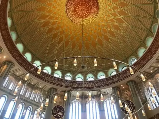 TAKSİM'DEKİ CAMİ CUMA GÜNÜ İBADETE AÇILIYOR