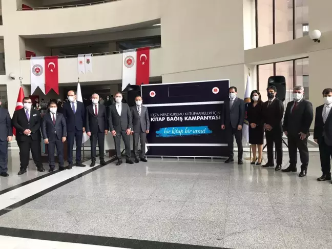 İstanbul Adalet Sarayı'nda 'Kitap Bağış Kumbarası' kuruldu