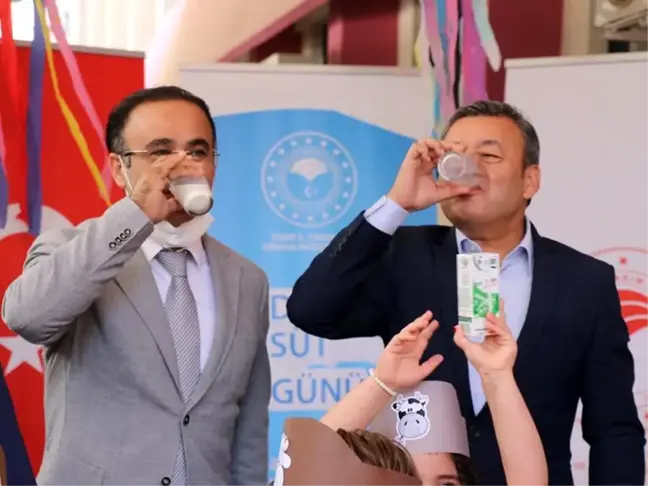 Dünya Süt Günü Miniklerin Coşkusuyla Kutlandı
