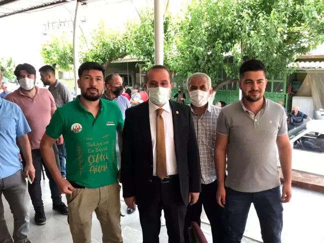AK Parti'li Kırkpınar, Kemalpaşa'da vatandaşlarla bir araya geldi