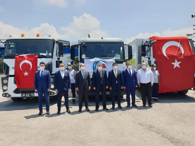 Kadirli ve Sumbas İlçelerine Hizmet Verecek Olan 2 Çöp Arabası, 1 Vidanjör ve 1800 Konteynır Törenle Hizmete Alındı