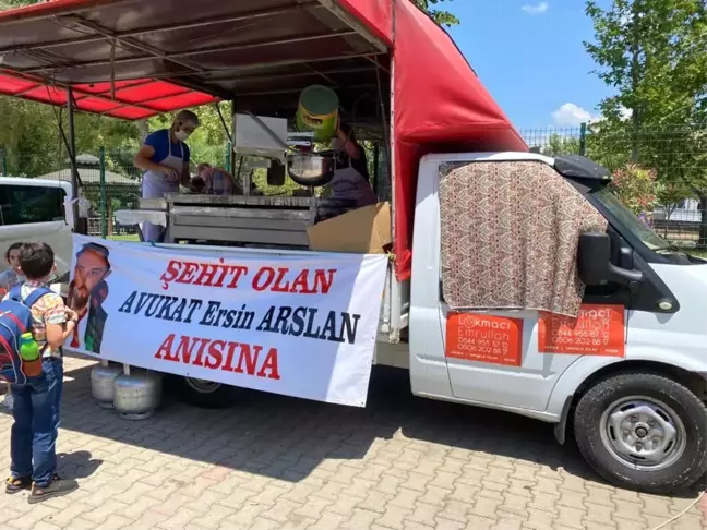 Lokma döktürdü, yargılanmaktan kurtuldu