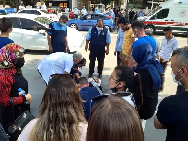 Otomobil yayaya çarptı, hastaneden koşarak gelen doktor ilk müdahaleyi yaptı