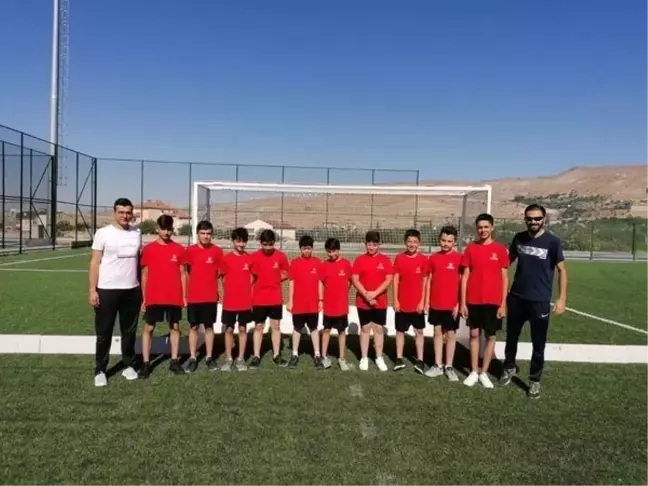 Kayseri Hokey takımı ilk maçını kazandı