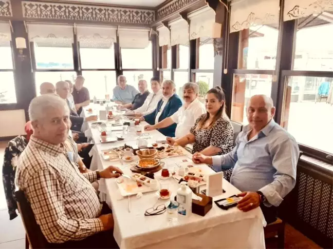 Teknikerler kahvaltıda buluştu, projeler konuşuldu