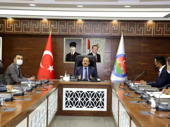 VATANDAŞLARIMIZIN ETAP DIŞI HAK SAHİPLİĞİ SÜRECİNE İLİŞKİN TOPLANTI YAPILDI