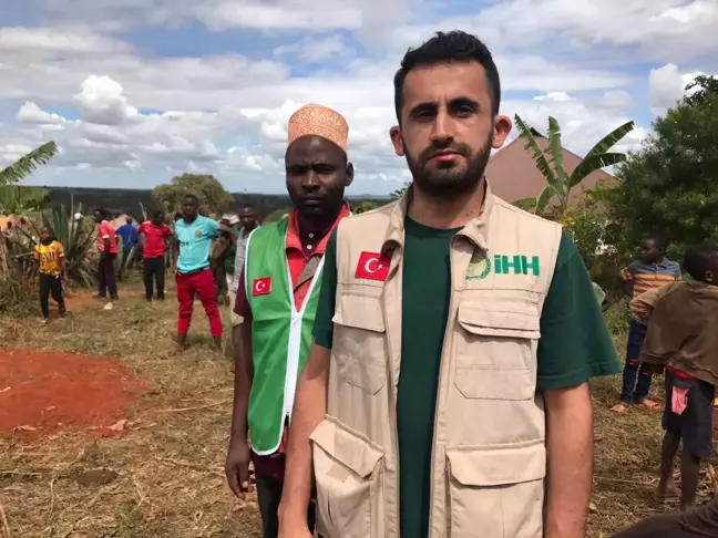 İHH, Tanzanya'da 200 büyükbaş kurban kesimi yaptı