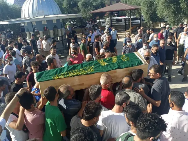 İzmir'de otomobille çarpışan motosikletin sürücüsü 10 günlük yaşam mücadelesini kaybetti
