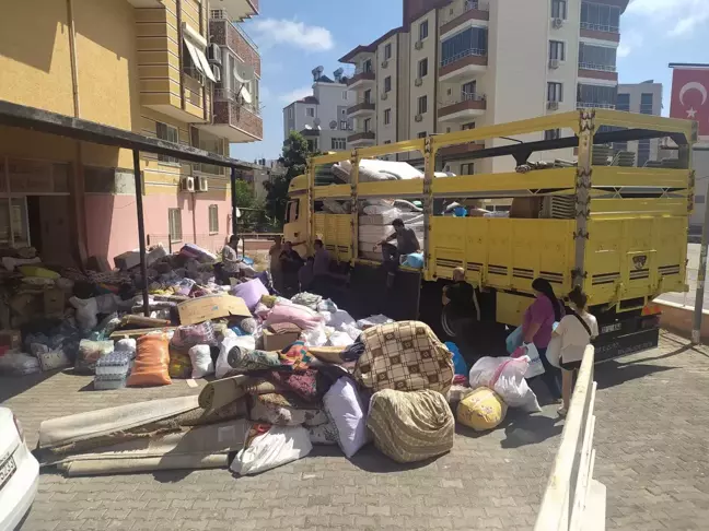 Anamur'dan Aydıncık'taki yangında zarar görenlere destek