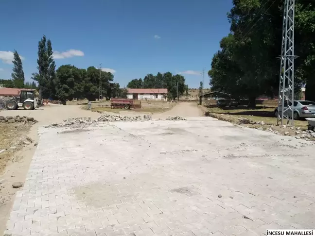 Develi'de kırsal mahallelerde çalışmalar hız kesmeden devam ediyor