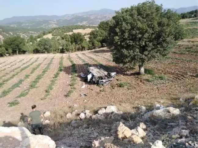 Kütahya'da takla atan otomobilin sürücüsü yaralandı