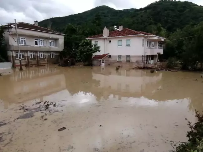 Son dakika haberi... Baba, sele kapılınca çocuklarına 'Kelime-i Şehadet' getirin diye seslendi