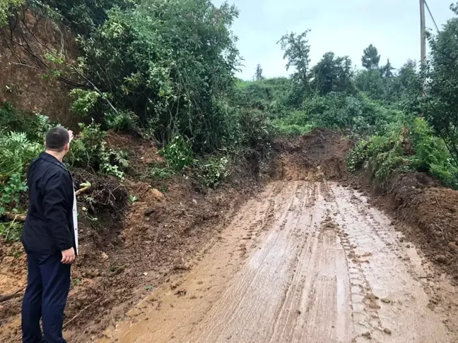 Rize'de 48 köy yolu heyelan nedeniyle ulaşıma kapandı