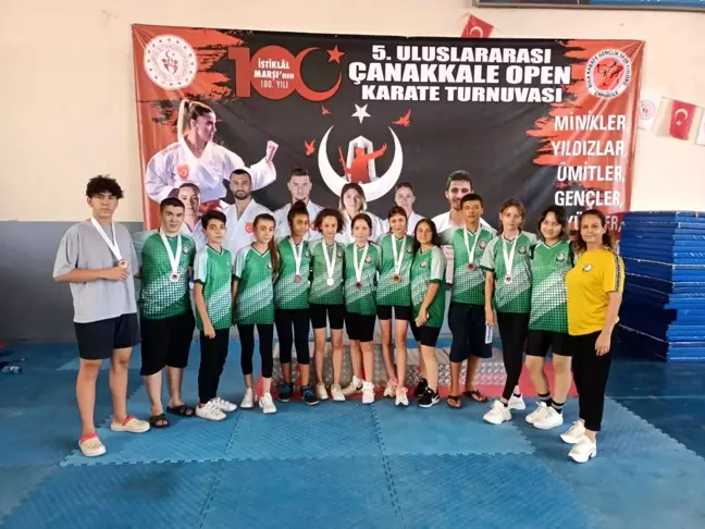 Karatede Salihli Belediyespor farkı