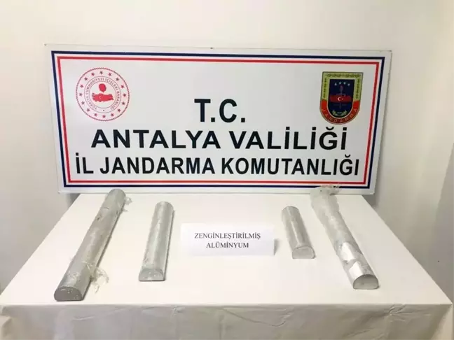 Antalya'da jandarmadan zenginleştirilmiş saf alüminyum operasyonu