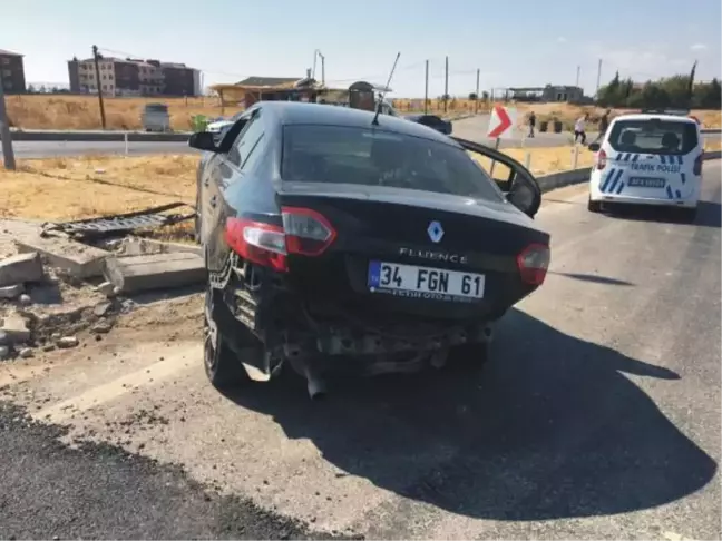 Son dakika haberleri: ADIYAMAN'DA OTOMOBİLLER ÇARPIŞTI: 3'Ü ÇOCUK 5 YARALI