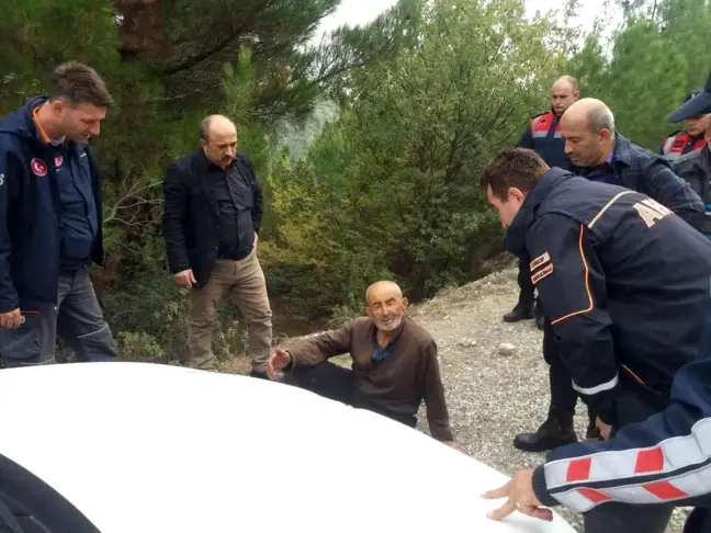 Kayıp Alzheimer hastası yaşlı adam ormanda bulundu