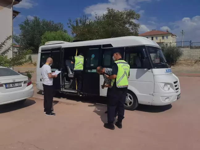 Son dakika haber! Denizli'de jandarmanın okul servisleri denetimi sürüyor