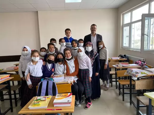 PTT Yardımlaşma Derneği, Samsatlı öğrencilere kitap hediye etti