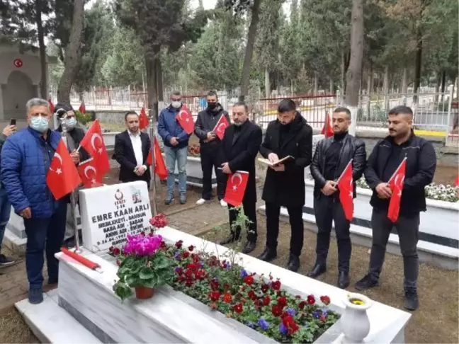 SALDIRIDA BULUNULAN ŞEHİT MEZARI BAŞINDA KURAN OKUDULAR