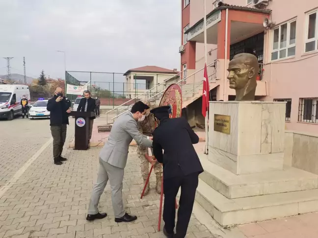 Büyük Önder Atatürk'ü anıyoruz