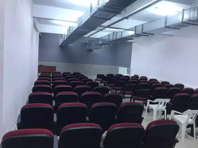 Elazığ'da hayırsever iş insanından eğitime destek