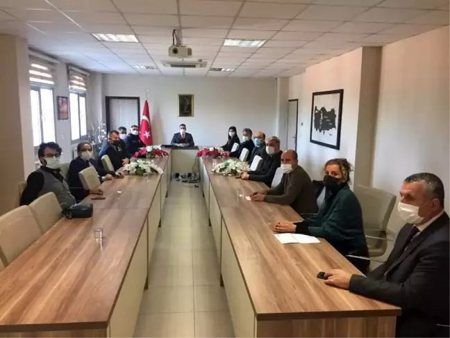 Burhaniye'de spor güvenlik toplantısı yapıldı