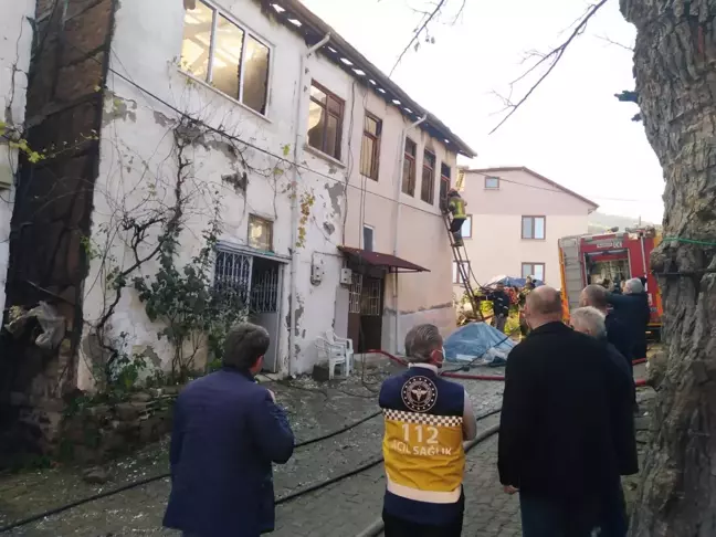 Bursa'da yangına müdahale ederken fenalaşan itfaiye eri yaşamını yitirdi