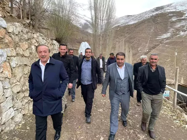 Başkan Sabırlı ve Arvas kapı kapı dolaşıyor
