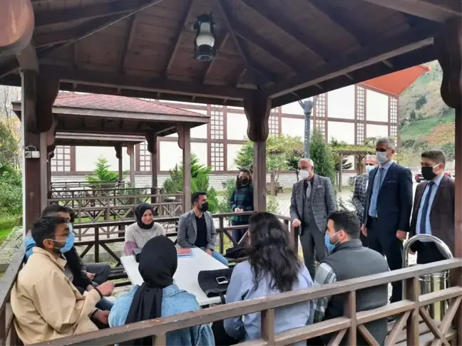 Rektörümüz Fındıklı Uygulamalı Bilimler Yüksekokulunu Ziyaret Etti