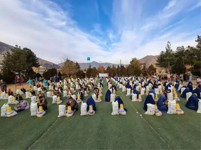 Cansuyu Derneği, Afganistan'da 900 aileye gıda yardımında bulundu