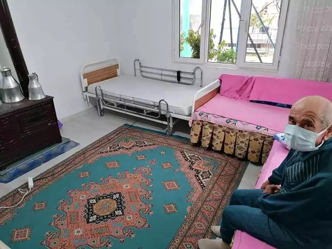 Döşemealtı'nda engelli hastaya sandalye ve yatak desteği