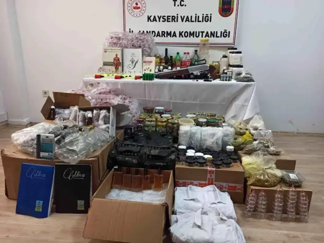 Kayseri'de ilaç yapımında kullanılan kurutulmuş aktar ürünleri ele geçirildi