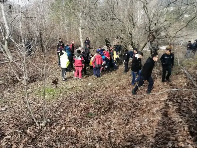 KAYIP OLARAK ARANIRKEN, AĞAÇ DİBİNDE BULUNDU