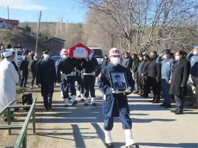 Kıbrıs gazisi Halil Akçay, Amasya'da son yolculuğuna uğurlandı