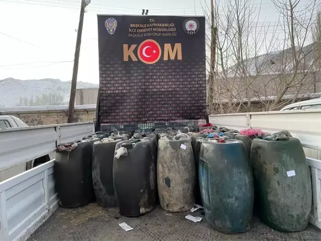 Van'da 200 adet av tüfeği ile 2 bin 100 litre kaçak mazot ele geçirildi