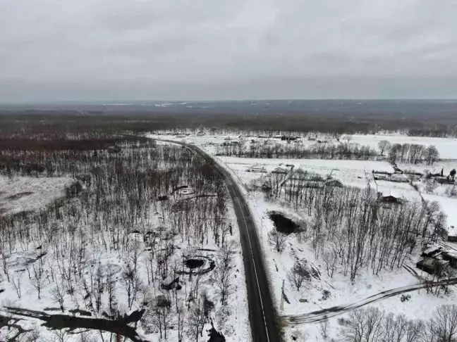 Danamandıra Tabiat Parkı'ndaki kartpostallık kar manzarası drone ile görüntülendi