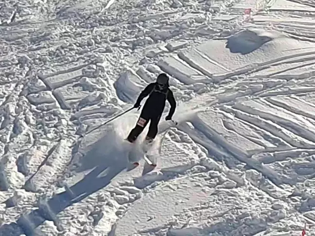 Gençler ve Büyükler Dağ Kayağı Türkiye Şampiyonası Rize'de düzenlendi