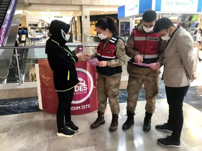 Son Dakika | Mardin'de jandarma personeli kadınlara KADES'i anlattı