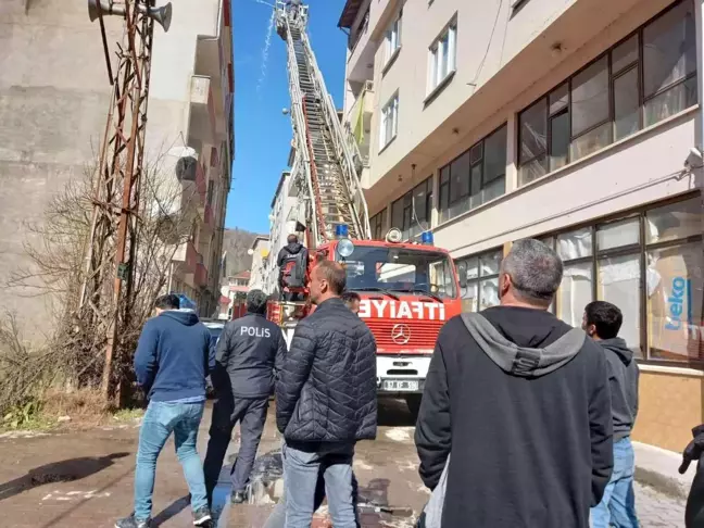 Sinop'ta çatı yangını