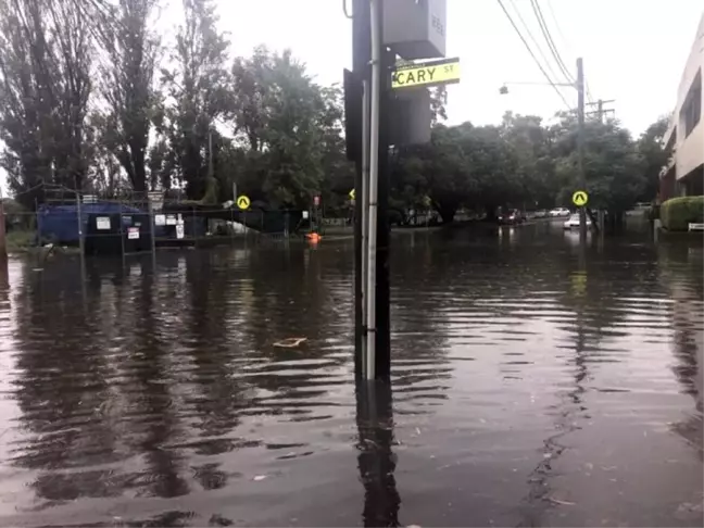 Avustralya'da Sel Felaketi: 1 Ölü, 10 Kayıp