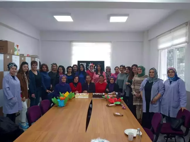 Kadın öğretmenlere sürpriz