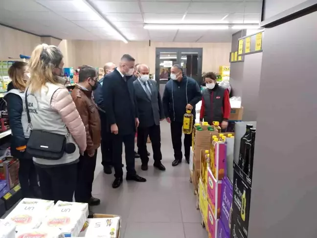 İzmir'de marketlerde yağ denetimi