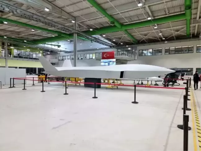 Türkiye'nin İlk İnsansız Muharip Savaş Uçağının Test Uçuşu 2023'te