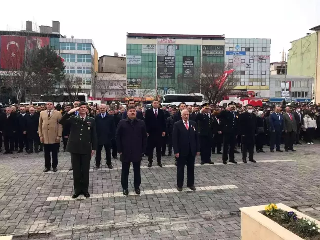 Iğdır'da Çanakkale Zaferi'nin 107. yıldönümü dolayısıyla tören düzenlendi